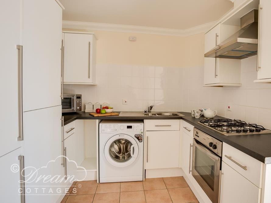 Harbourside Apartment Weymouth Bagian luar foto